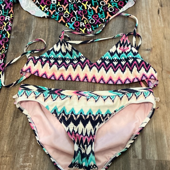 Roxy Kids Rashguard Set - Black, Pink, and Teal - Picture 2 of 5